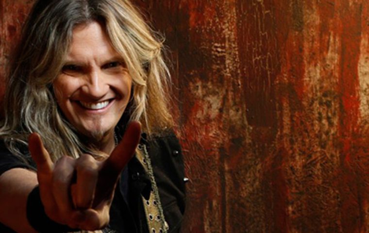 ジョエル・ホークストラ