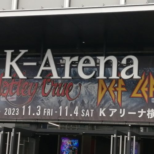 MÖTLEY CRÜEとDEF LEPPARD