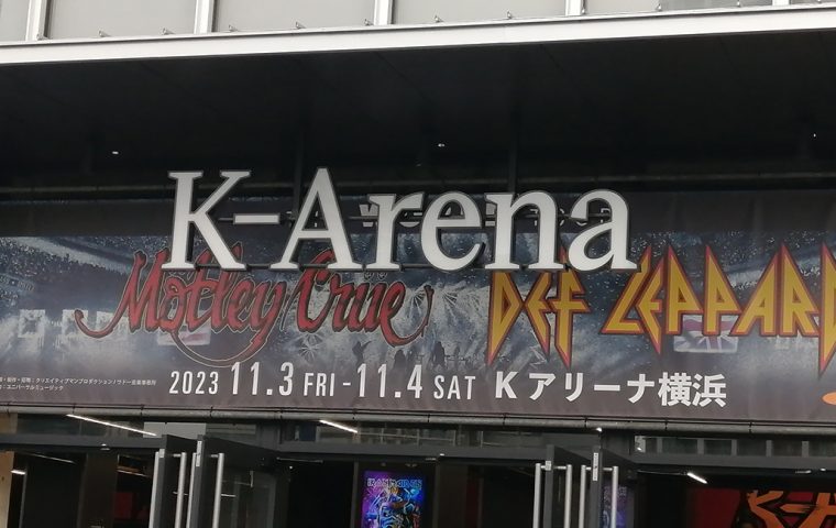MÖTLEY CRÜEとDEF LEPPARD
